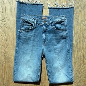 MOTHER Insider Sneak Frayed Jeans, 25